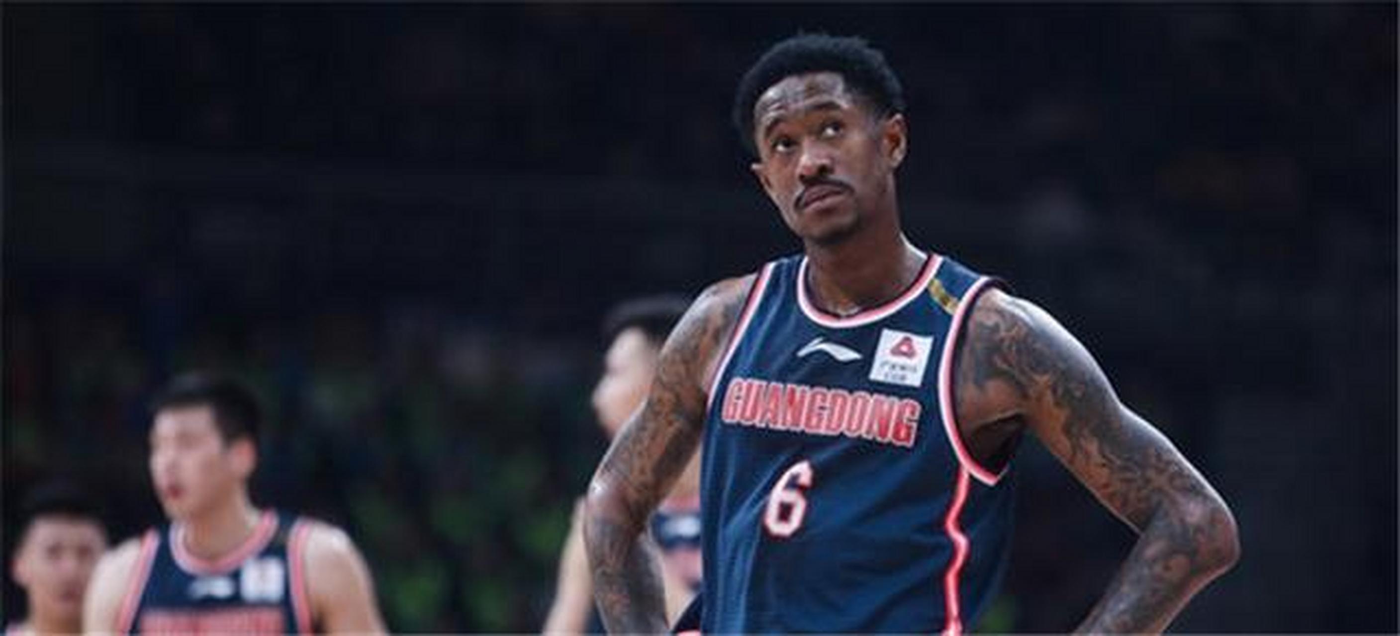 江苏男篮势如破竹,上升势头不减 江苏男篮势如破竹,上升势头不减