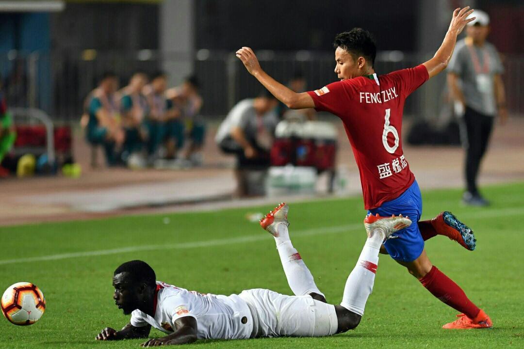 马赛与莱比锡就球员转会达成一致,谈判完成的简单介绍 马赛与莱比锡就球员转会达成一致,谈判完成的简单介绍