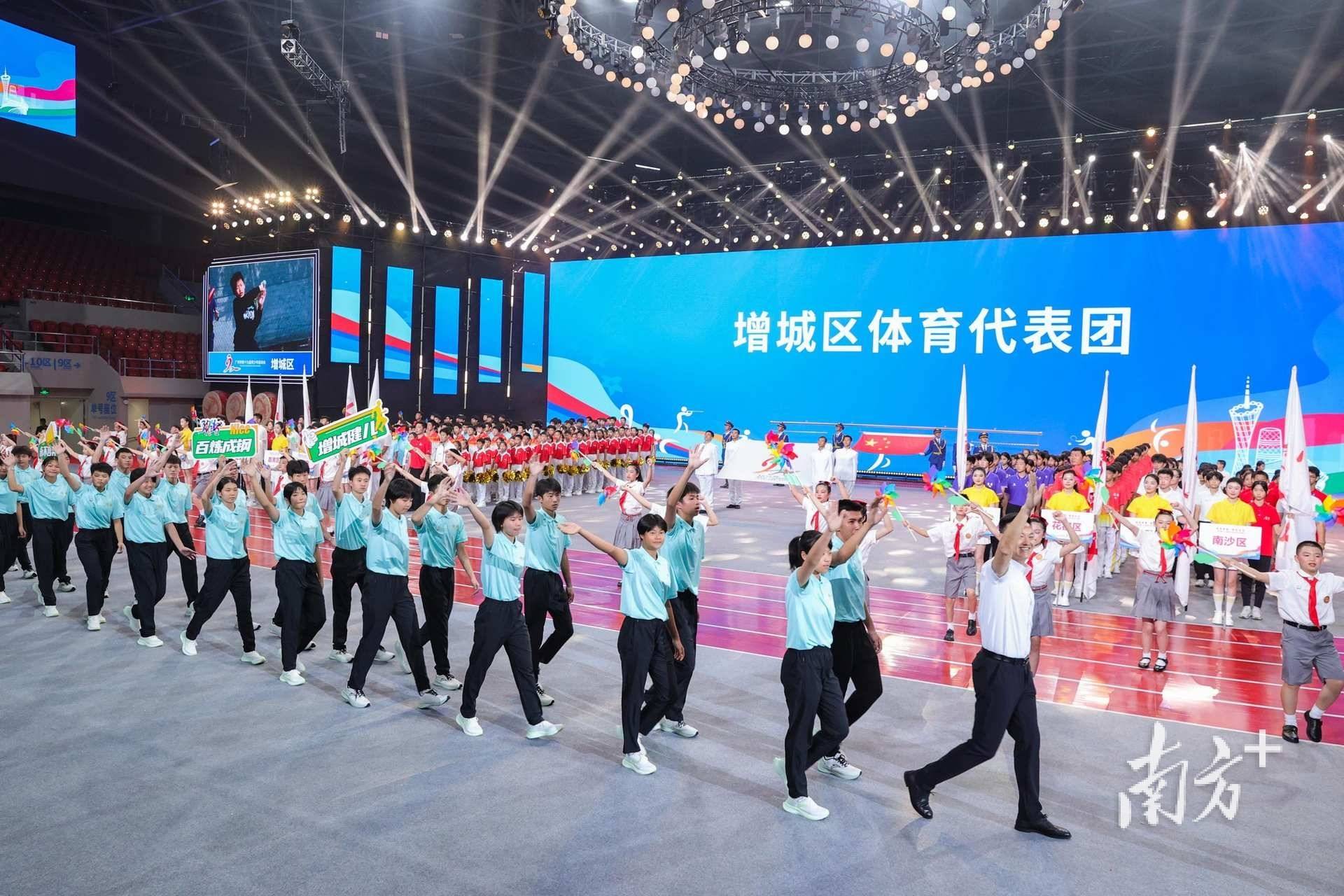 运动员斗志昂扬,体育赛场掀起热潮 运动员斗志昂扬,体育赛场掀起热潮