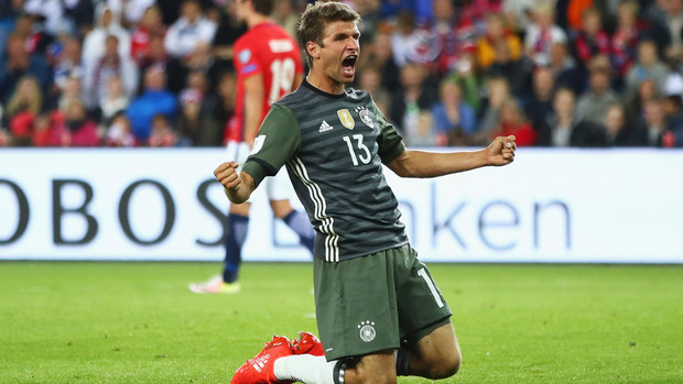 挪威运动员斩获冠军,荣耀夺目 挪威运动员斩获冠军,荣耀夺目