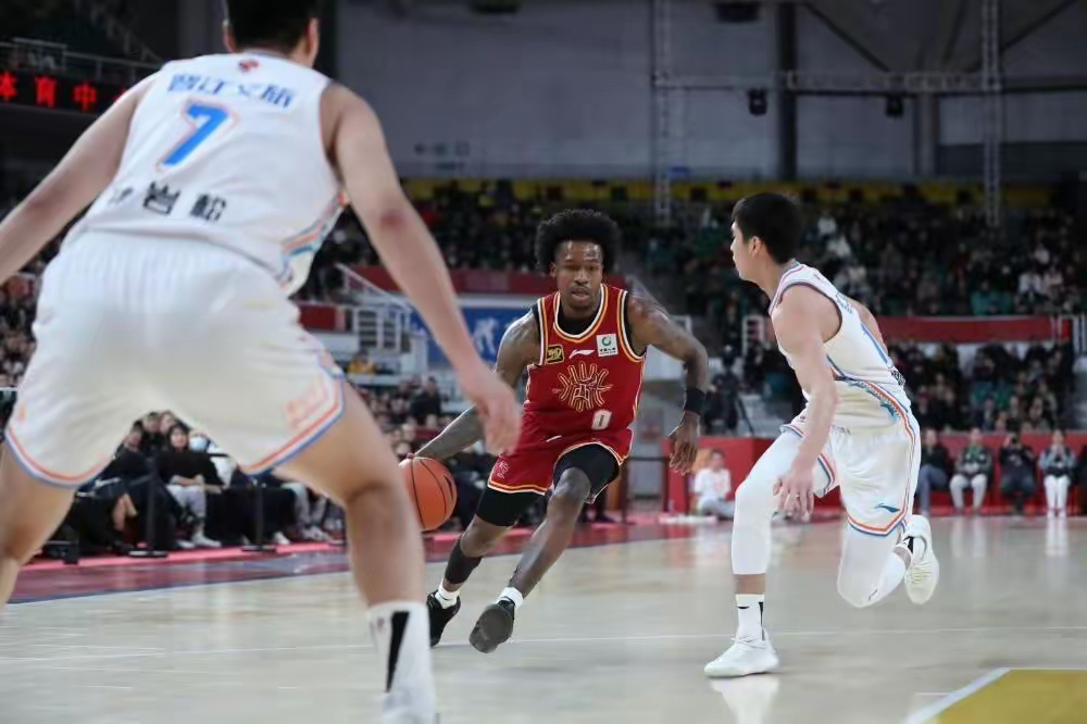 沙托鲁主场胜出，再添一分稳固排名的简单介绍