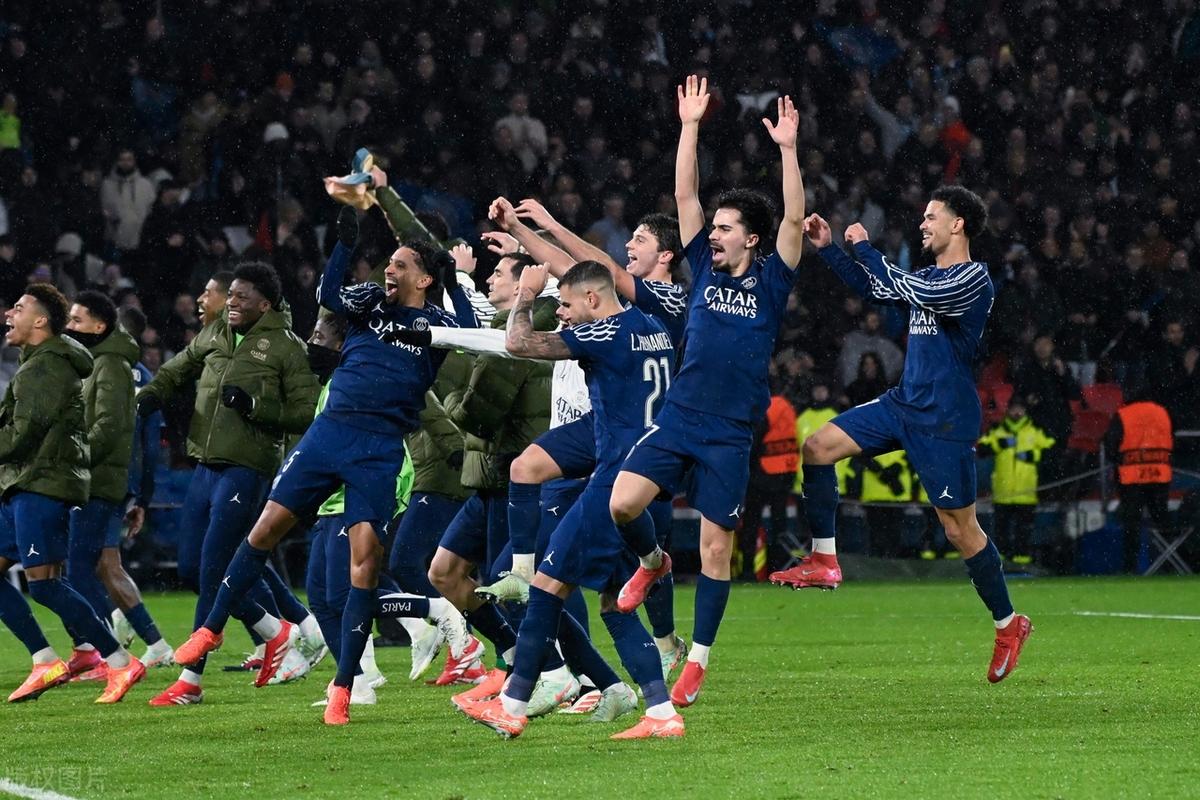 关于曼城横扫对手,毫无悬念晋级半决赛的信息 关于曼城横扫对手,毫无悬念晋级半决赛的信息