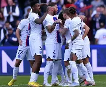 包含特鲁瓦队客场反超，实力彰显一波三折的词条