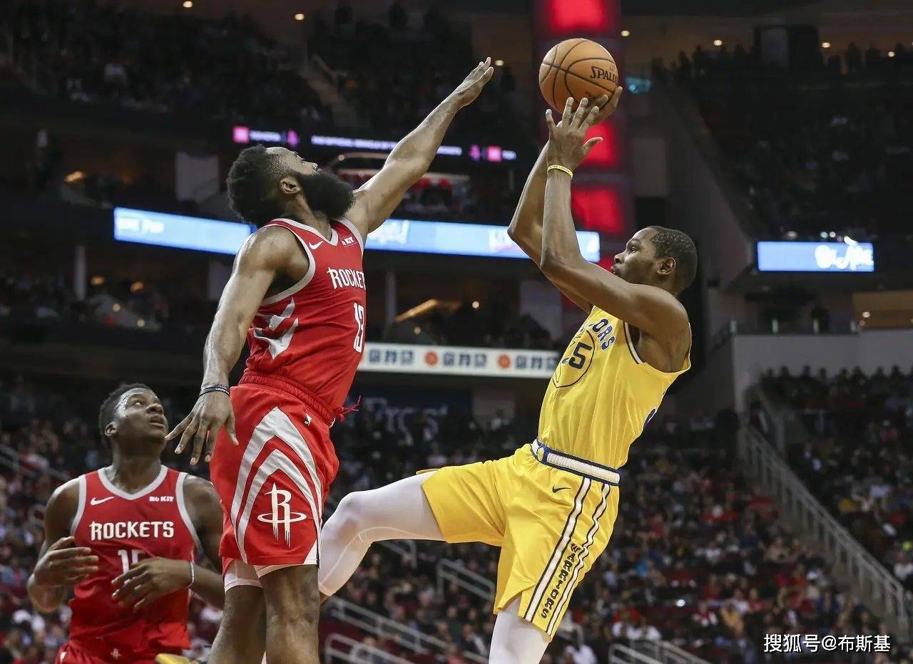 火箭继续保持优势，哈登率队夺冠信心增强