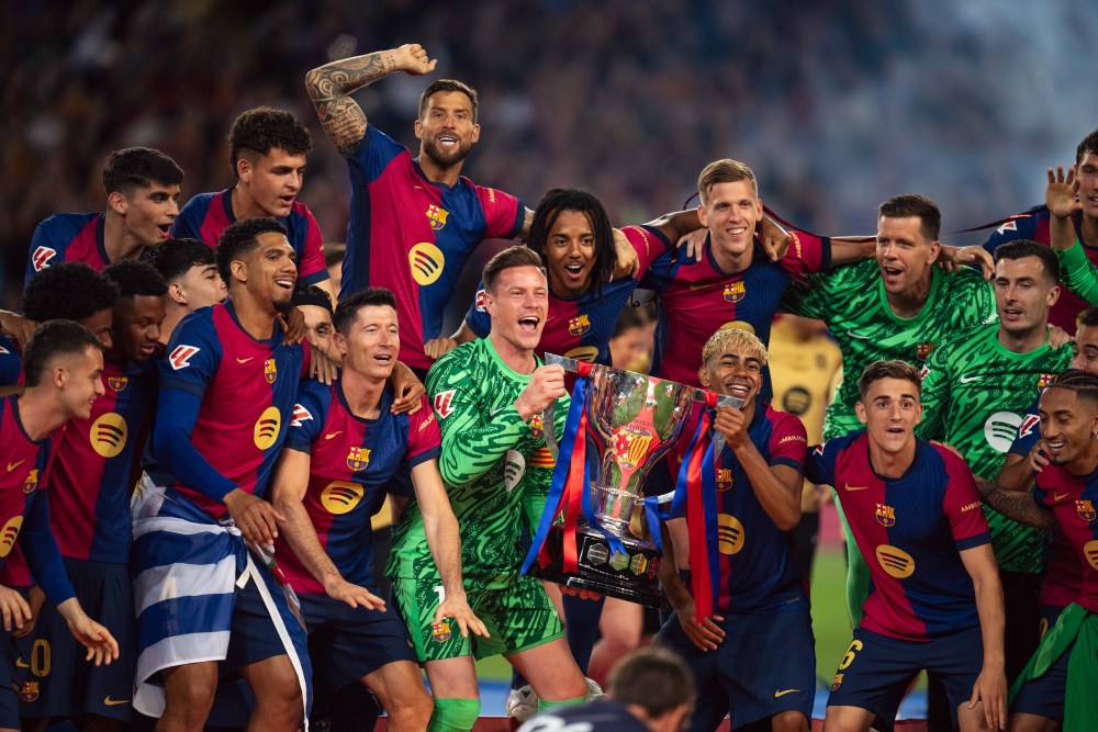 关于全球豪门球队实力抢眼，连番击败对手的信息