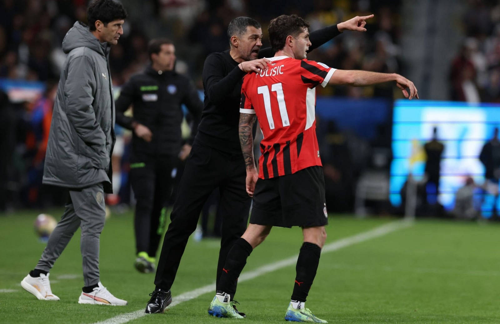 AC米兰逆转尤文图斯,晋级欧冠半决赛 AC米兰逆转尤文图斯,晋级欧冠半决赛