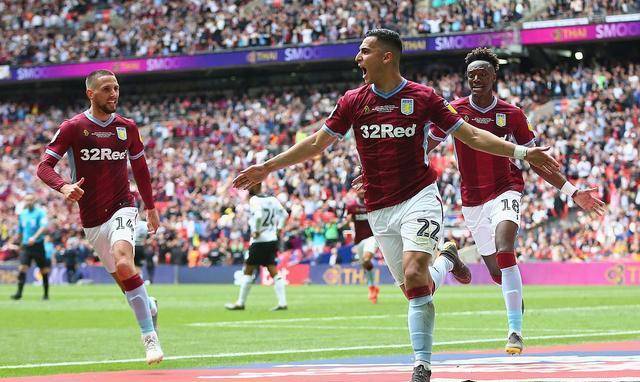 阿斯顿维拉主场告捷排名上升 阿斯顿维拉主场告捷排名上升