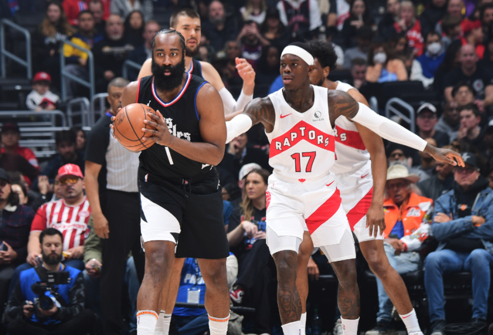 九游体育网页版登录入口-乔治砍下35分，快船力克公牛的简单介绍